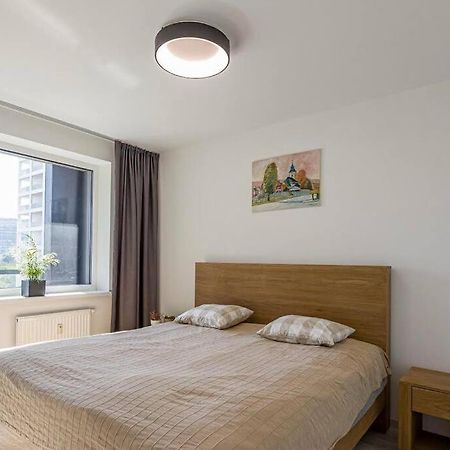 Urban Apartment With Possibility Of Parking Братислава Екстер'єр фото
